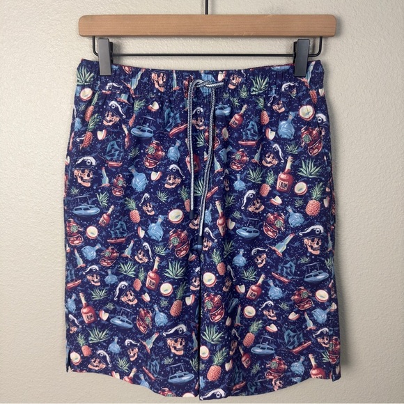 Peter Millar NWT Men’s Ship Faced Pirate Swim Trunks - Picture 2 of 10